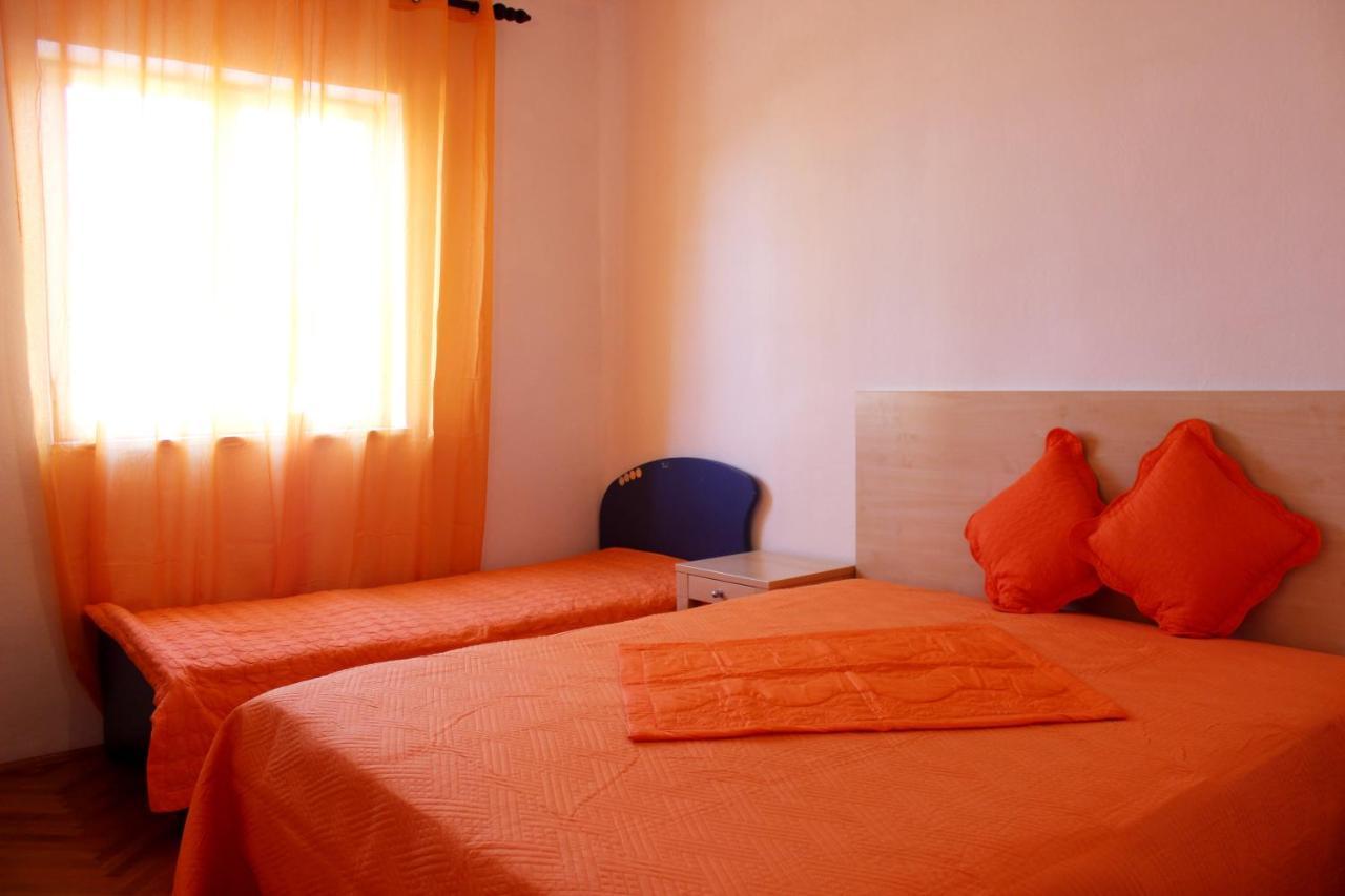 Apartmani Marjana Supetar Exterior foto
