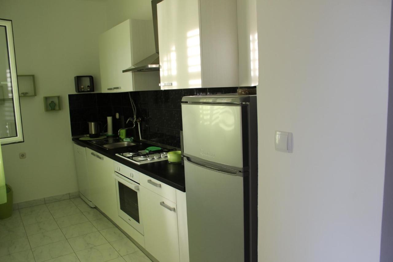 Apartmani Marjana Supetar Exterior foto