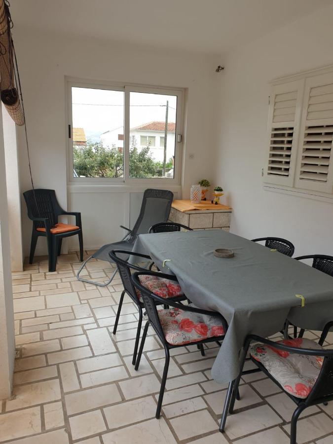 Apartmani Marjana Supetar Exterior foto